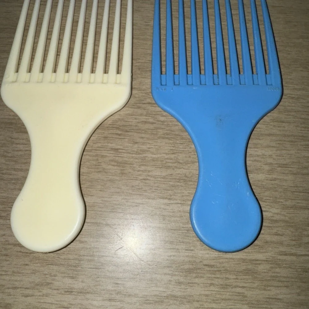 Vtg Goody Hair Pick Combs Wide Tooth Lifts Afro Purse Picks USA MCM Blue Cream